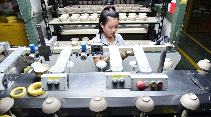 huấn luyện an toàn lao động cho người sản xuất sành, xứ, nhựa